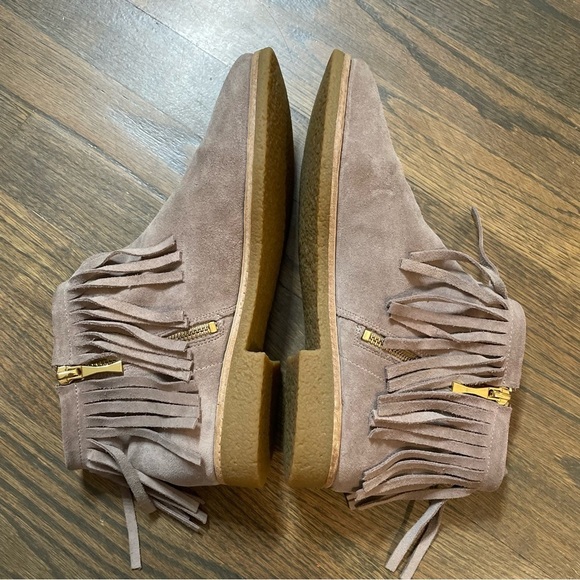 KATE SPADE BITSY SUEDE FRINGE ANKLE BOOTS Size 9.5 - Picture 7 of 13